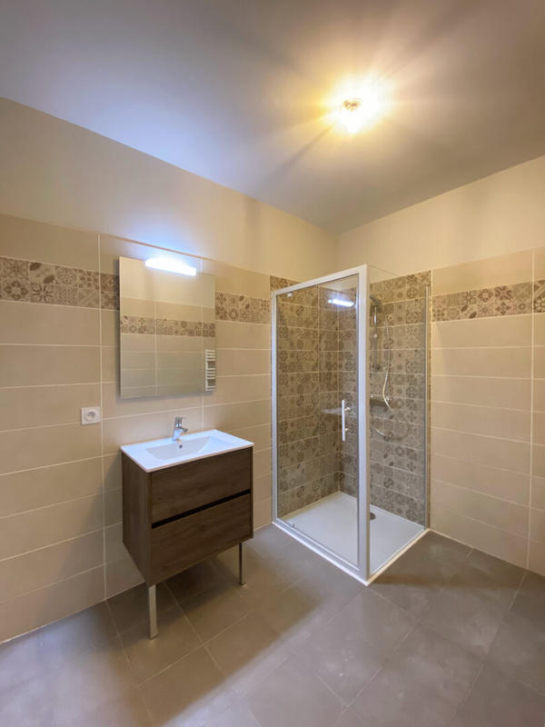 Appartement - 93 m² - 3 pièces