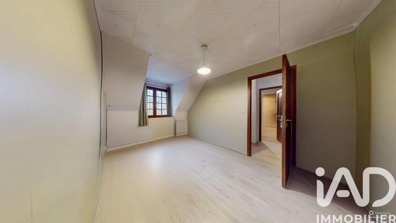 Maison - 122 m² - 7 pièces