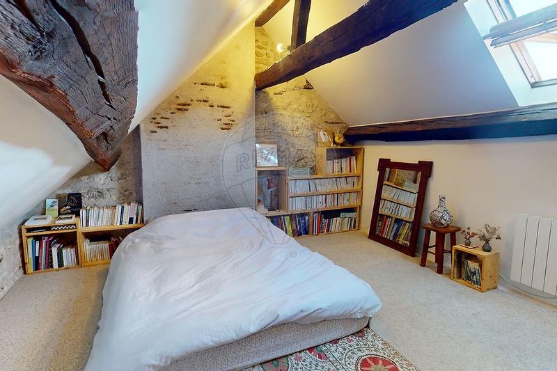 Appartement - 99 m² - 6 pièces