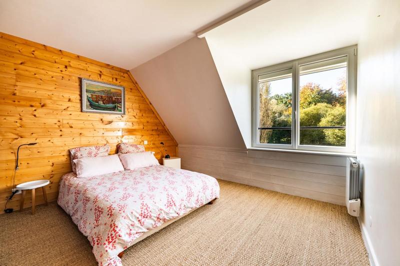 Maison - 94 m² - 5 pièces