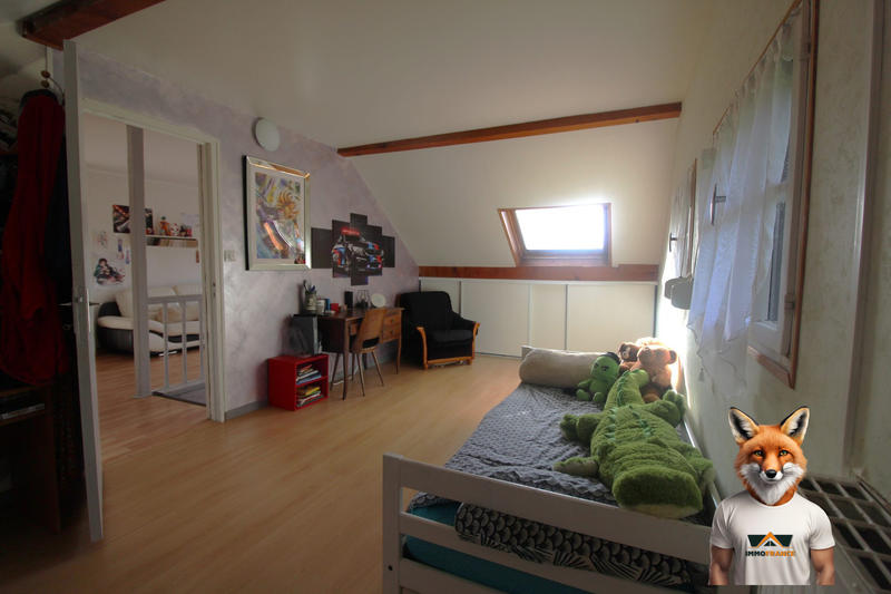 Maison - 165 m² - 8 pièces