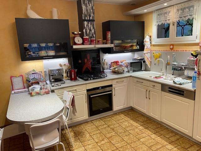 Maison - 103 m² - 5 pièces