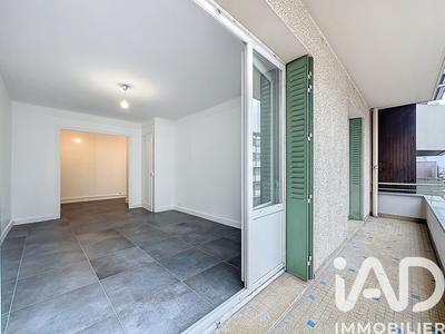 Appartement - 61 m² - 2 pièces