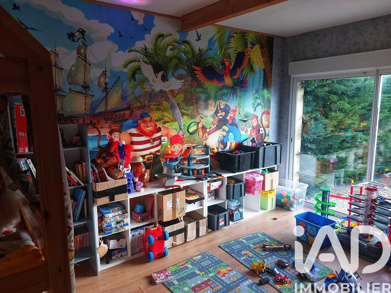 Maison - 185 m² - 6 pièces