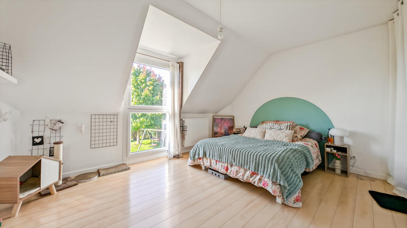 Maison - 208 m² - 7 pièces