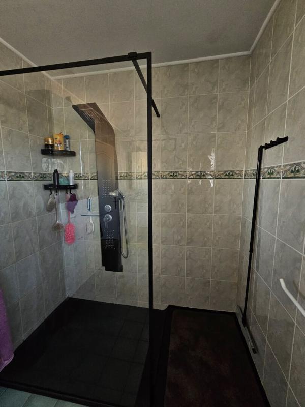 Villa - 200 m² - 7 pièces