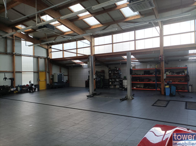 Local d'activités - 454 m² - 10 pièces