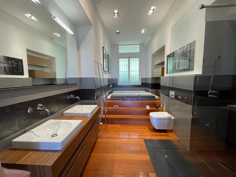 Appartement - 143 m² - 4 pièces