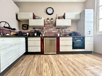 Appartement - 197 m² - 6 pièces