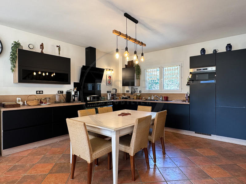 Maison - 125 m² - 6 pièces