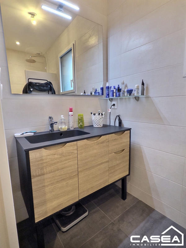 Maison contemporaine - 137 m² - 6 pièces