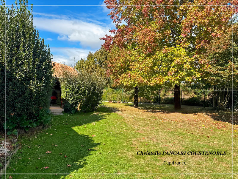 Maison - 204 m² - 6 pièces