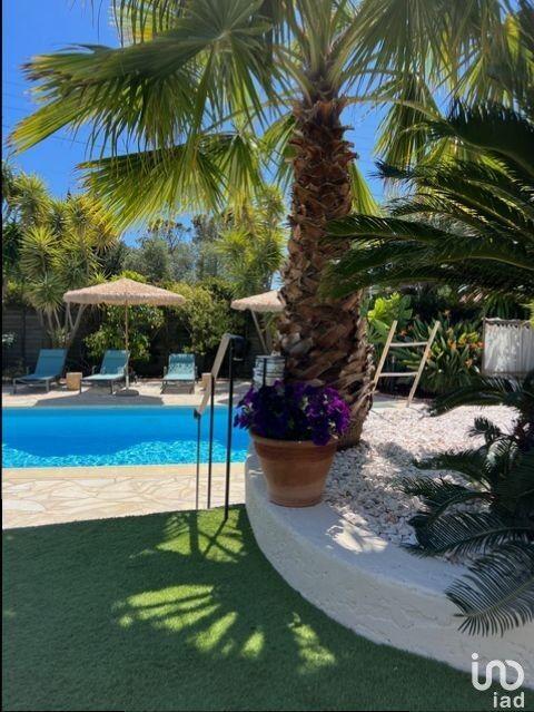 Local commercial - 2 364 m²