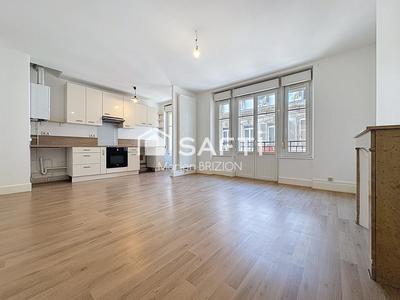 Appartement - 80 m² - 4 pièces