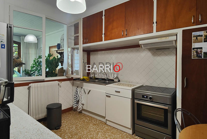 Villa - 308 m² - 12 pièces