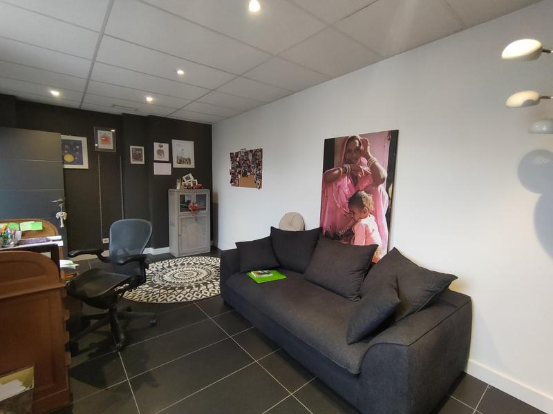 Maison traditionnelle - 187 m² - 6 pièces