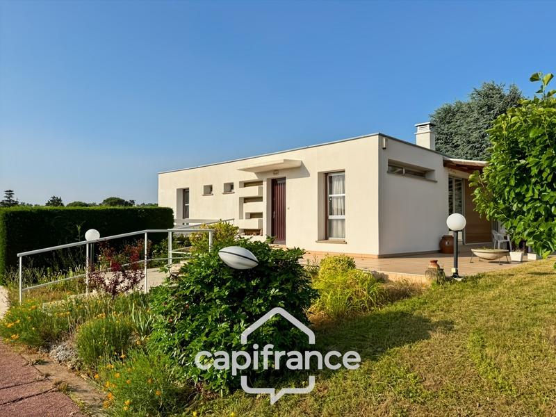 Maison - 99 m² - 6 pièces