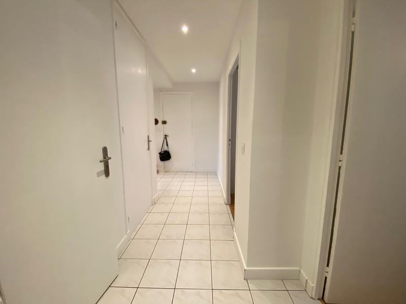 Appartement - 85 m² - 3 pièces