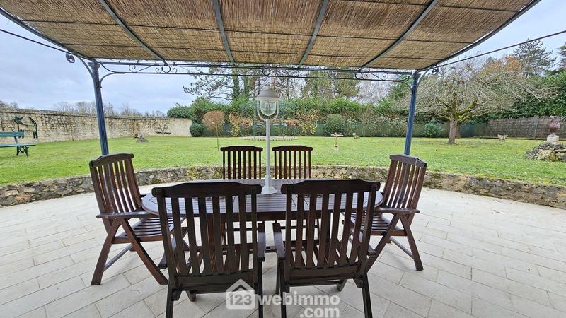 Maison - 181 m² - 6 pièces