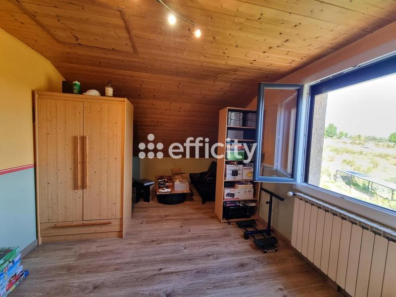 Maison - 144 m² - 7 pièces