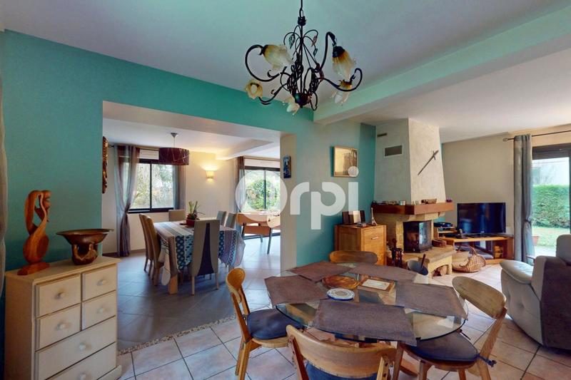 Maison - 146 m² - 6 pièces