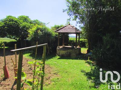 Maison - 212 m² - 8 pièces