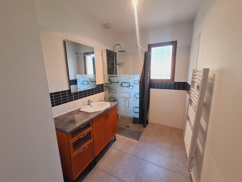 Villa - 92 m² - 4 pièces