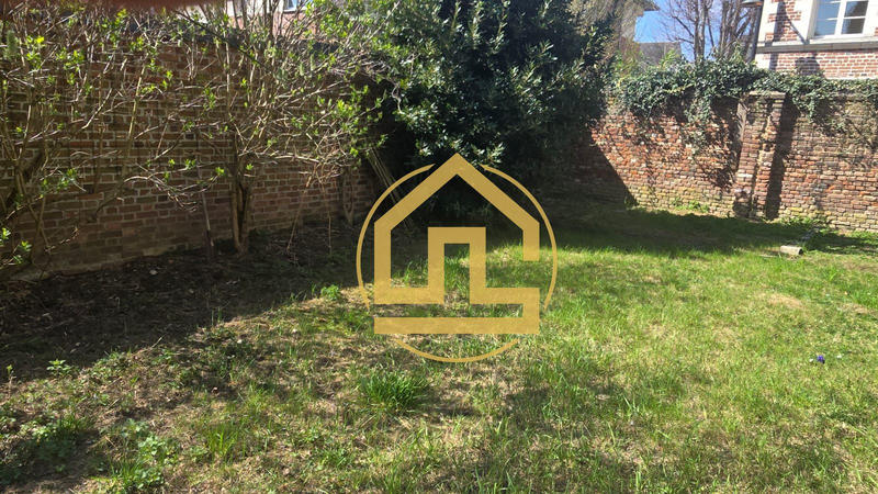 Appartement - 177 m² - 6 pièces