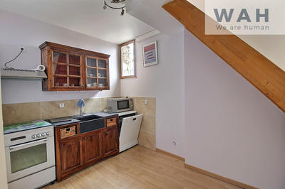 Appartement - 84 m² - 2 pièces