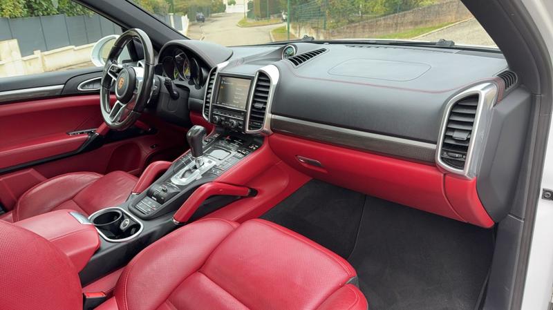 Porsche Cayenne III 3.0 V6 462 Tiptronic 8 E-Hybrid