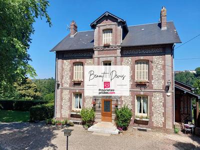 Maison - 148 m² - 6 pièces