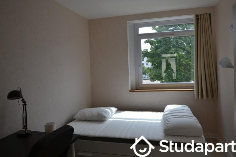 Chambre - 9 m² - 1 pièce