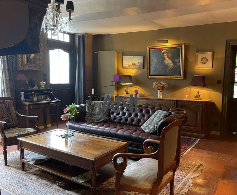 Maison ancienne - 180 m² - 8 pièces