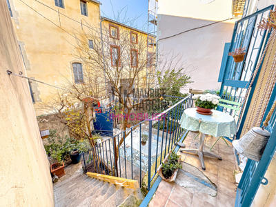 Maison - 259 m² - 7 pièces