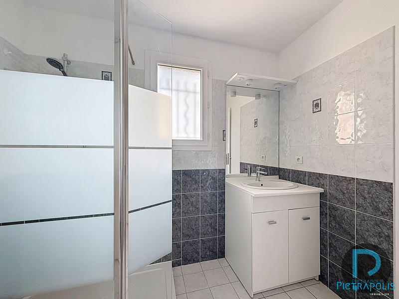 Maison - 88 m² - 7 pièces