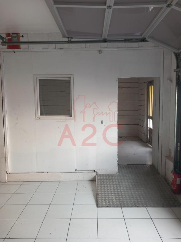 Local commercial - 160 m²