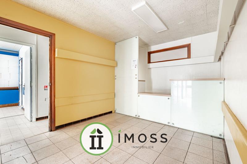 Bureau - 131 m² - 5 pièces