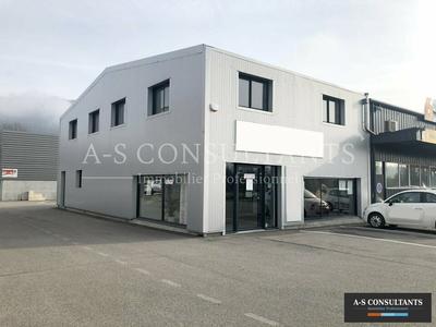 Local commercial - 375 m²