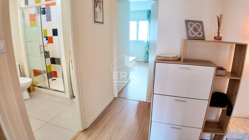 Appartement - 99 m² - 4 pièces