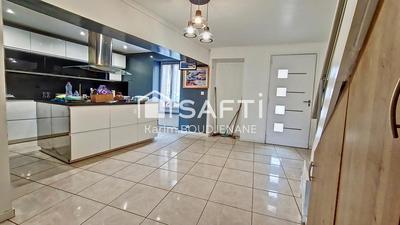 Maison - 114 m² - 5 pièces