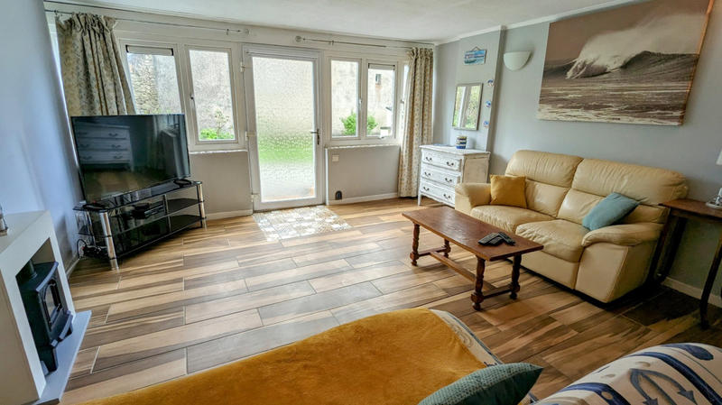 Maison - 180 m² - 6 pièces