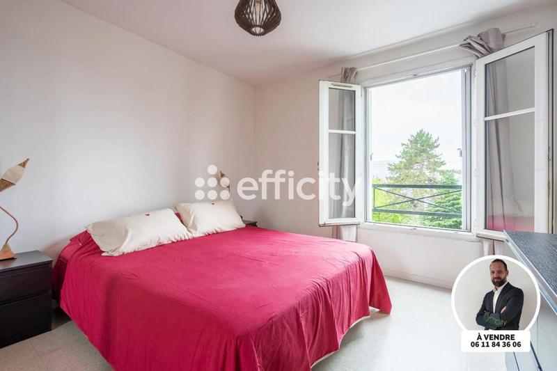 Appartement - 79 m² - 4 pièces