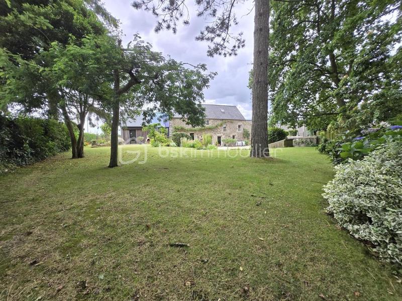 Longère - 202 m² - 10 pièces