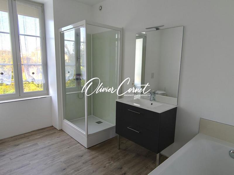 Maison - 161 m² - 7 pièces