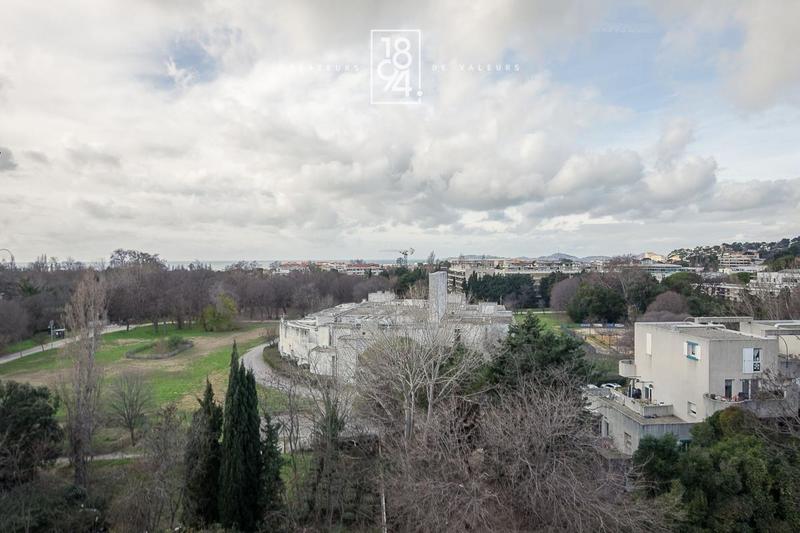 Appartement - 76 m² - 4 pièces