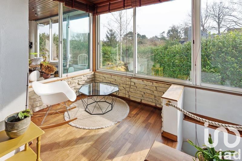 Maison - 208 m² - 6 pièces