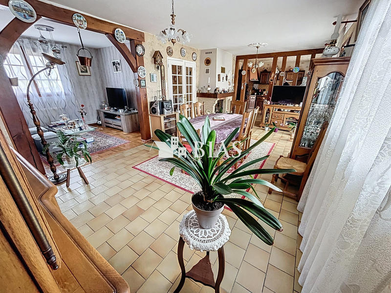 Maison - 114 m² - 6 pièces