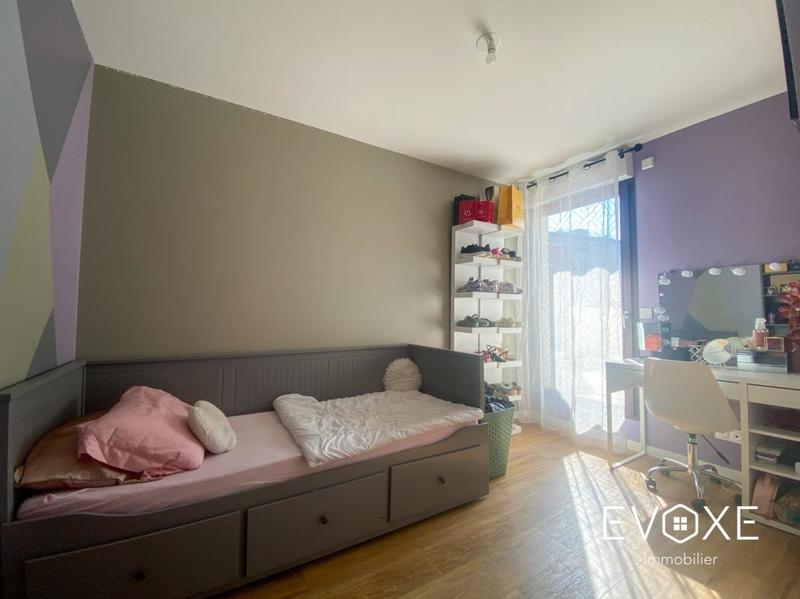 Appartement - 81 m² - 4 pièces