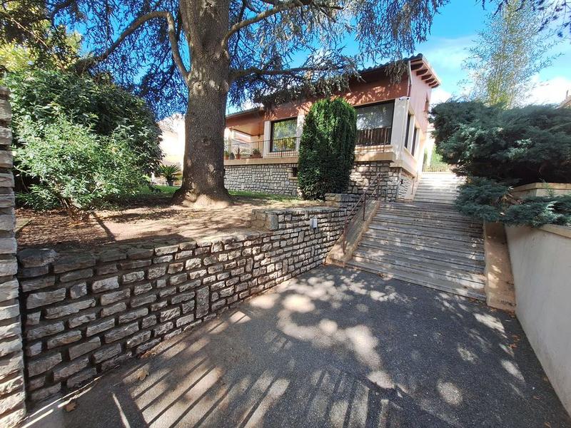 Maison - 166 m² - 5 pièces