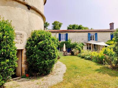Maison de campagne - 281 m² - 8 pièces
